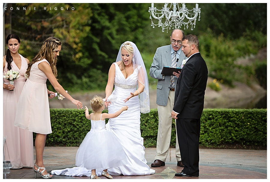 Summer Wedding Rock Creek Gardens Tacoma Puyallup Photographer Stephanie Bret_0015.jpg