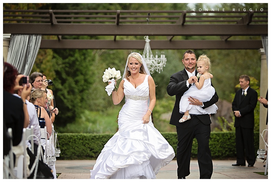 Summer Wedding Rock Creek Gardens Tacoma Puyallup Photographer Stephanie Bret_0016.jpg