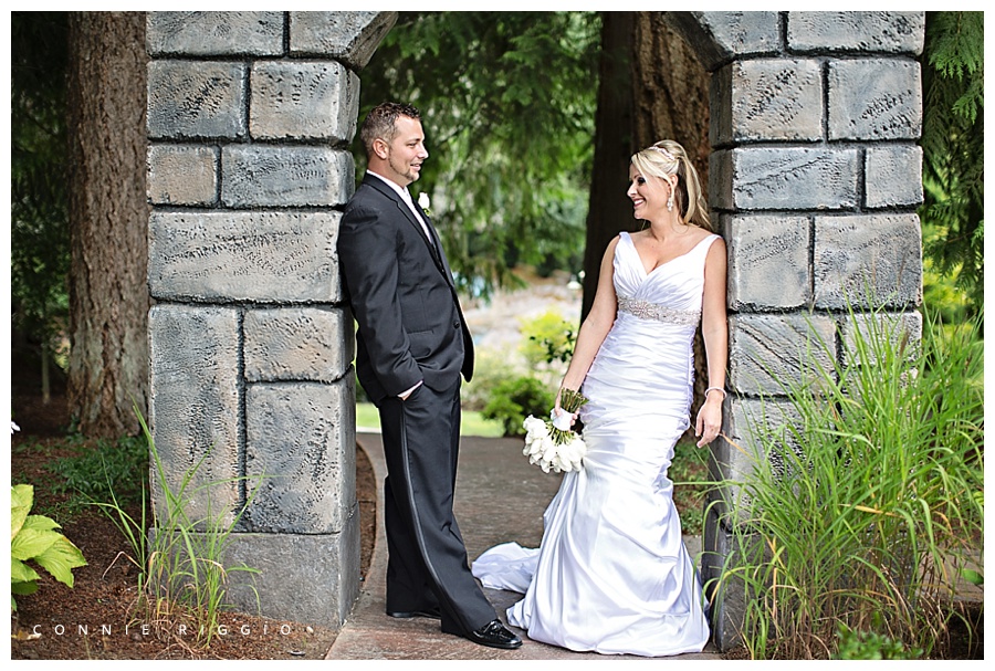 Summer Wedding Rock Creek Gardens Tacoma Puyallup Photographer Stephanie Bret_0019.jpg