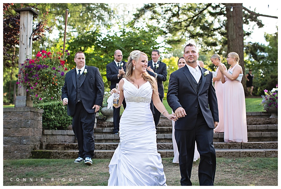 Summer Wedding Rock Creek Gardens Tacoma Puyallup Photographer Stephanie Bret_0026.jpg