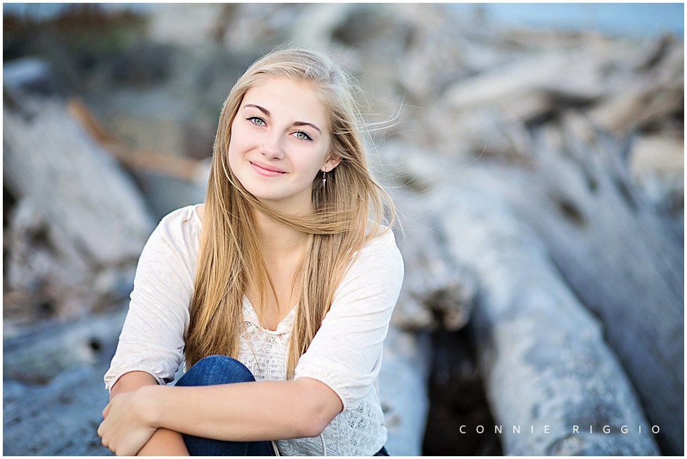 Girl Senior Vashon High School Island Beach Photographer Silvia_0016.jpg