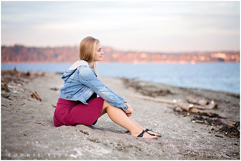 Girl Senior Vashon High School Island Beach Photographer Silvia_0019.jpg