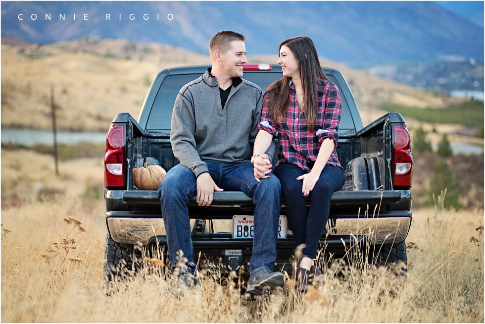 Engagement Tacoma Lake Chelan Thornewood Castle Photographer Photo Joely_0015.jpg